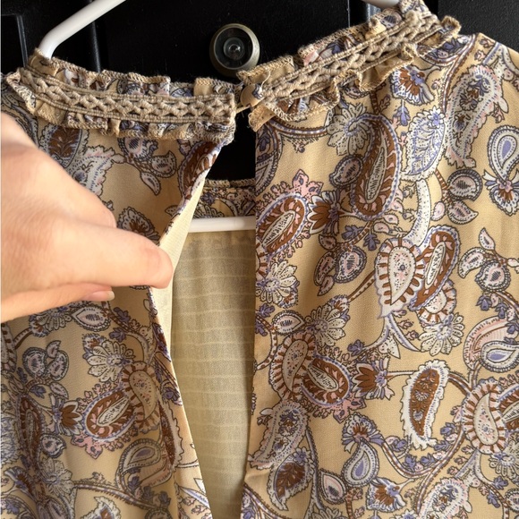 DAVI & DANI knee length dress flutter sleeves size Medium - Picture 9 of 11